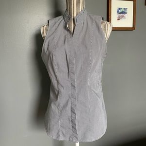 WHBM Stretch Sleeveless Half Collar Shirt
